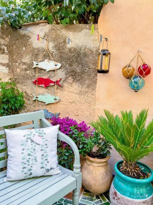 Petit Patio - 2 Chambres - Centre Ville - Climatisation 카시스 외부 사진